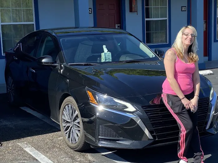 Enterprise Rent-A-Car Picture 1