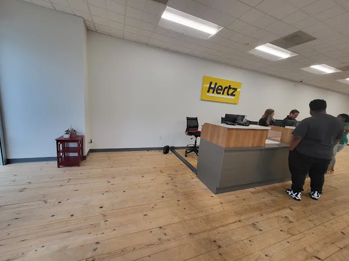 Hertz Car Rental - Fayetteville - Promenade Parkway Picture 6