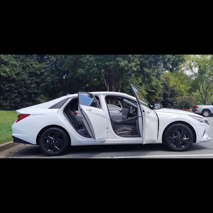 Hackett Lu Holdings, LLC - HLH Car Rental Picture 2