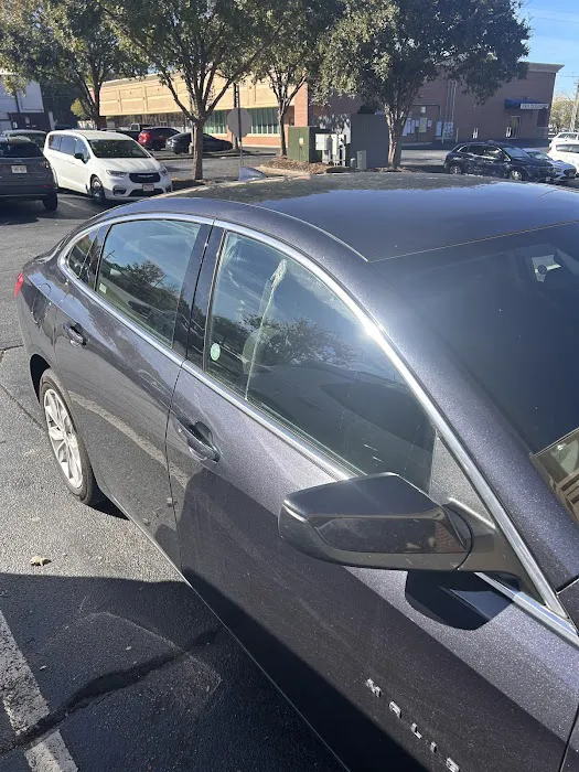 Avis Car Rental Picture 2