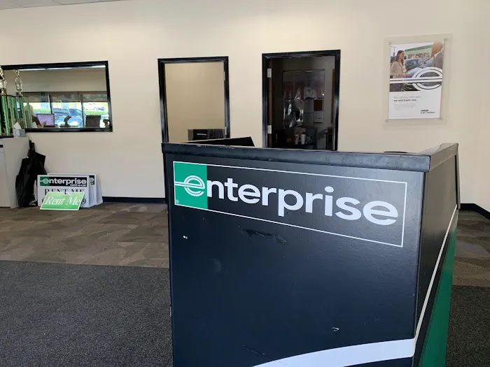 Enterprise Rent-A-Car Picture 3
