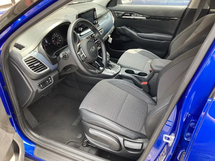 Auto Planet Sales and Rentals Picture 7