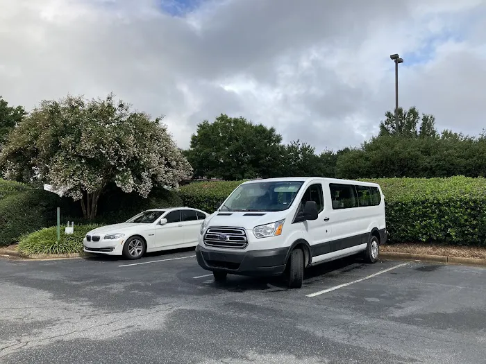 Enterprise Rent-A-Car Picture 8