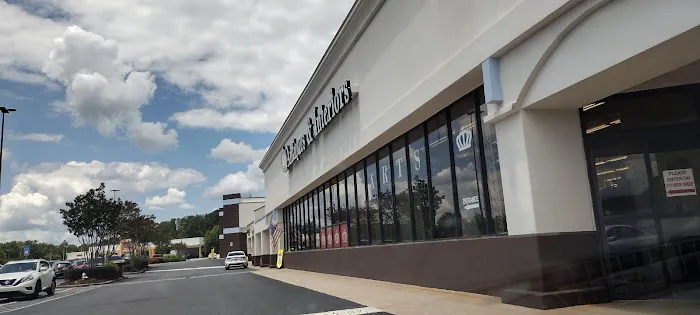 Hertz Car Rental - Buford - Buford Drive Picture 9