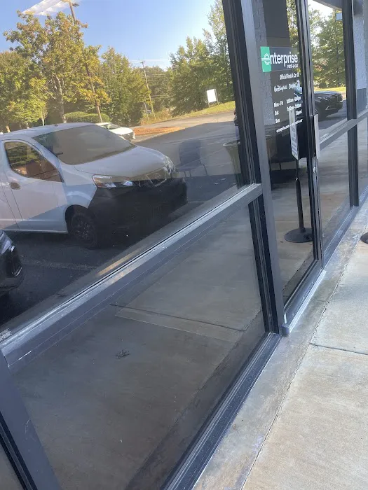 Enterprise Rent-A-Car Picture 2