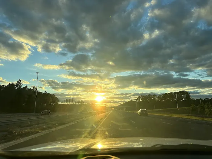 Hertz Car Rental - Roswell - Alpharetta Highway Picture 2