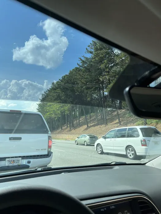 Hertz Car Rental - Roswell - Alpharetta Highway Picture 1
