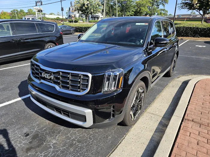 Avis Car Rental Picture 6