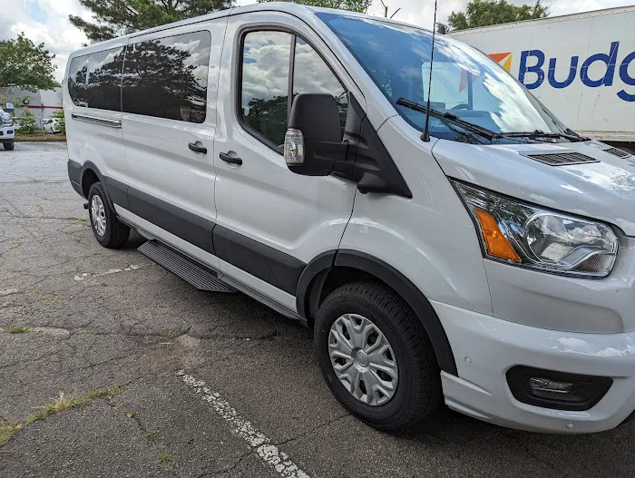 Budget Car Rental Picture 3