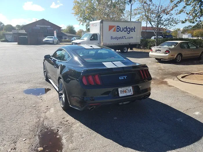 Budget Car Rental Picture 1