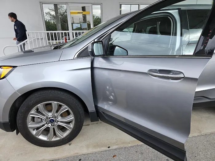 Hertz Car Rental - Miami - 36th Street Hle Picture 4