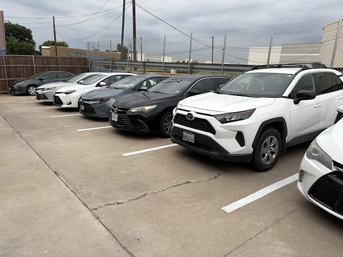 Airport Rent A Car Picture 7