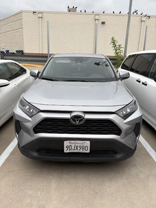 Airport Rent A Car Picture 1