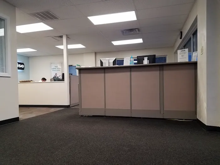 Enterprise Rent-A-Car Picture 3