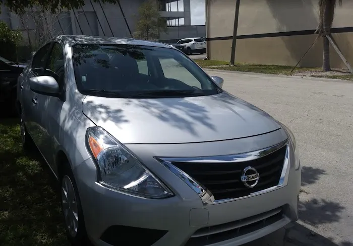 Car & SUV Rental Fort Lauderdale Picture 2