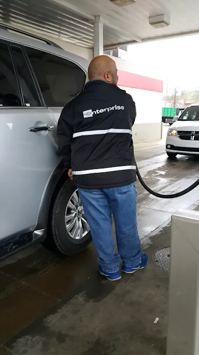 Enterprise Rent-A-Car Picture 8