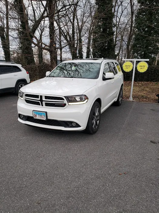Hertz Car Rental - Winchester - West Jubal Early Drive Picture 7