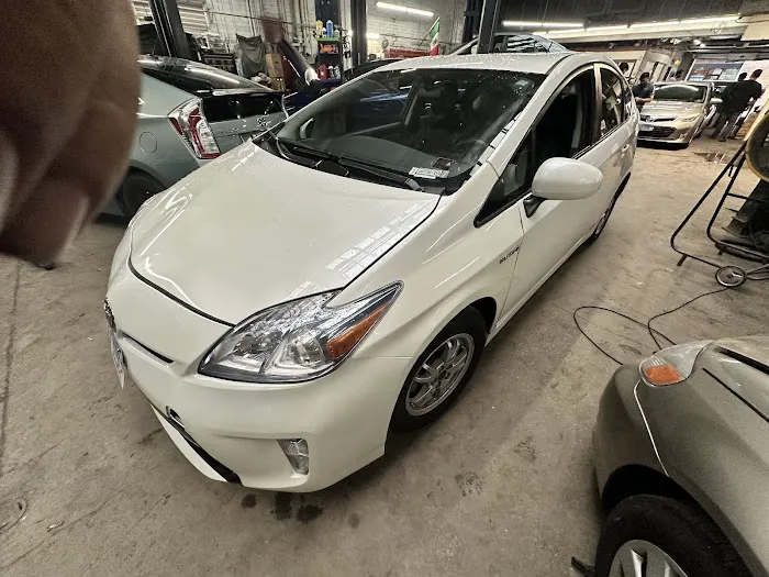 Sam’s car rental Picture 3