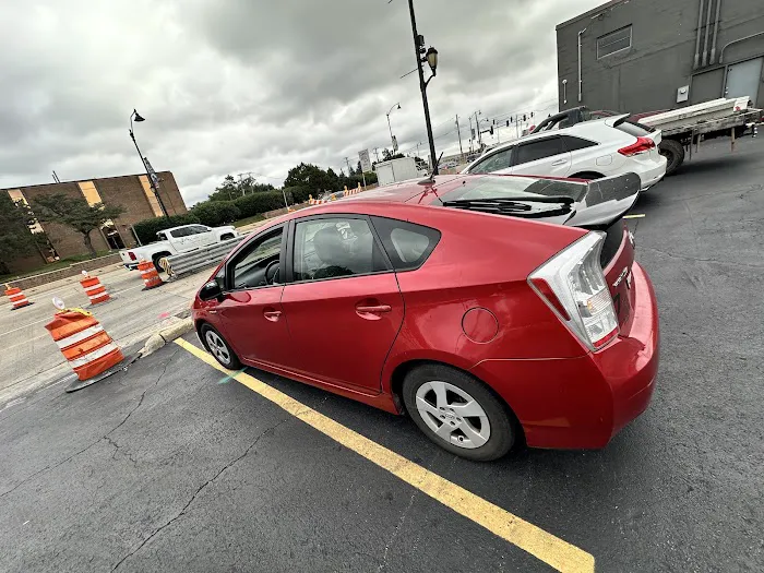 Sam’s car rental Picture 5