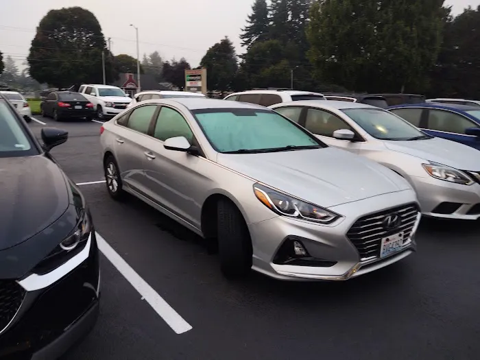 Enterprise Rent-A-Car Picture 2