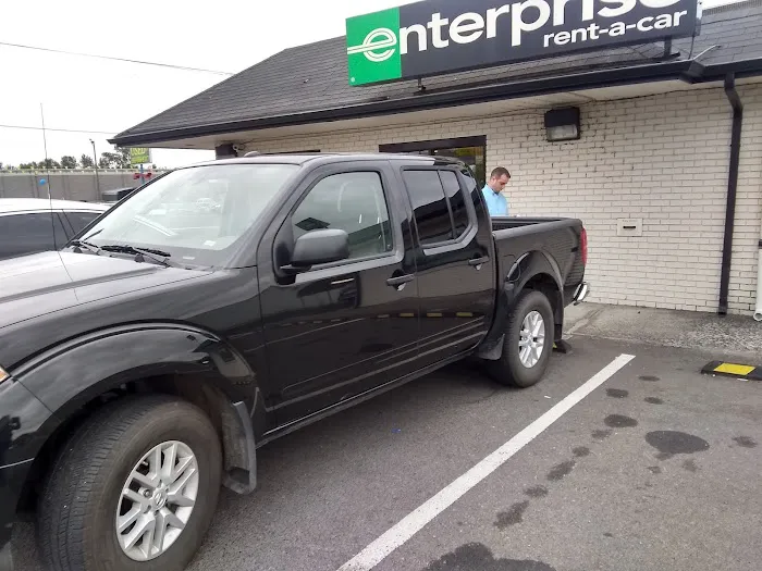 Enterprise Rent-A-Car Picture 9