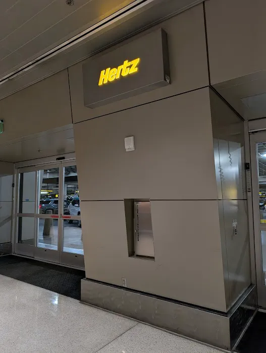 Hertz Las Vegas - Harry Reid International Airport Picture 6