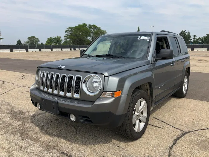 Magnum Car Rentals Picture 1
