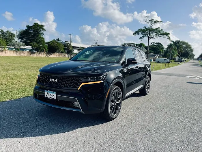 Fleetly Rental Car Picture 2