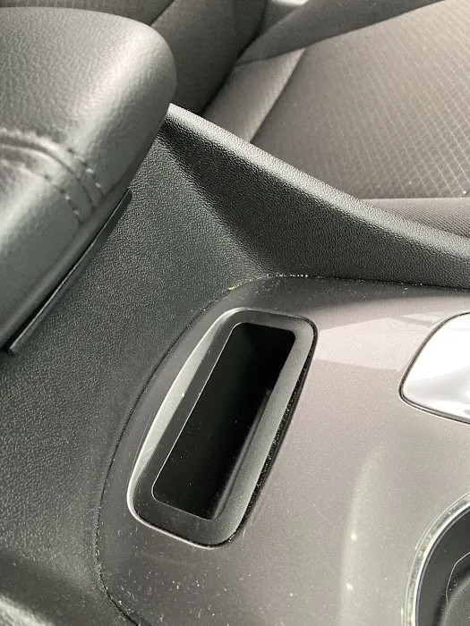 Avis Car Rental Picture 10