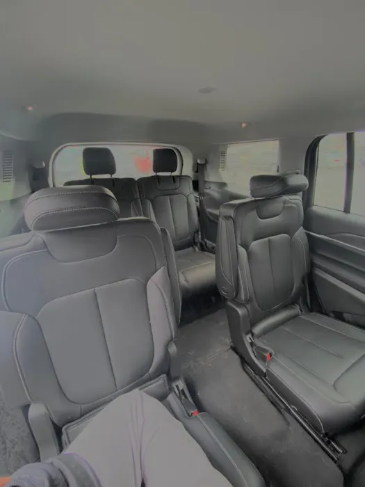 Avis Car Rental Picture 3