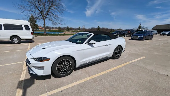 Avis Car Rental Picture 2