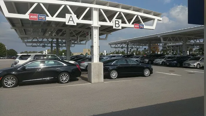 Avis Car Rental Picture 1