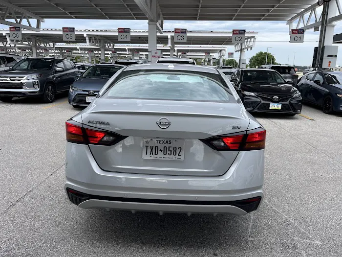 Avis Car Rental Picture 9