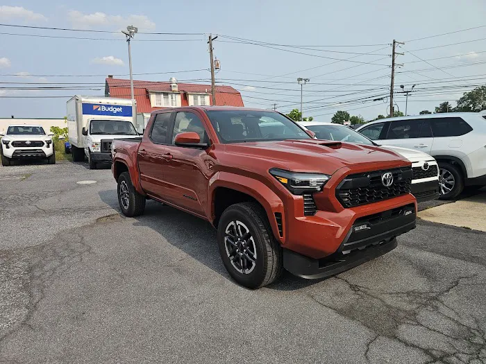 Avis Car Rental Picture 1