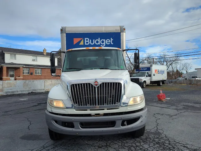 Budget Car Rental Picture 3