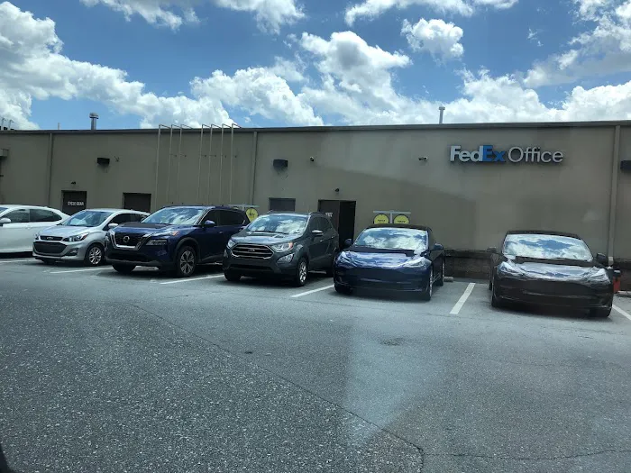 Hertz Car Rental - Harrisburg - Paxton Street Picture 2