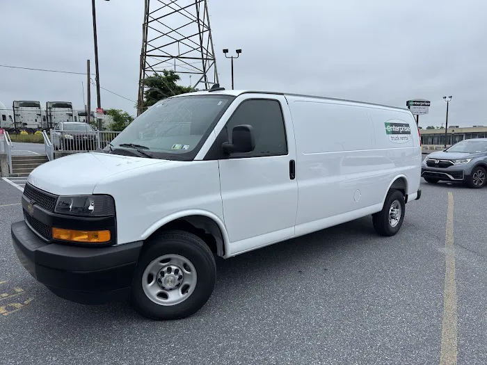 Enterprise Rent-A-Car Picture 4