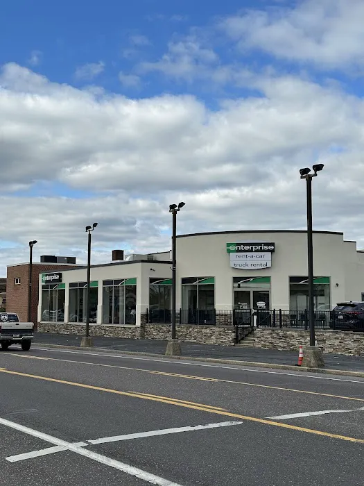 Enterprise Rent-A-Car Picture 6