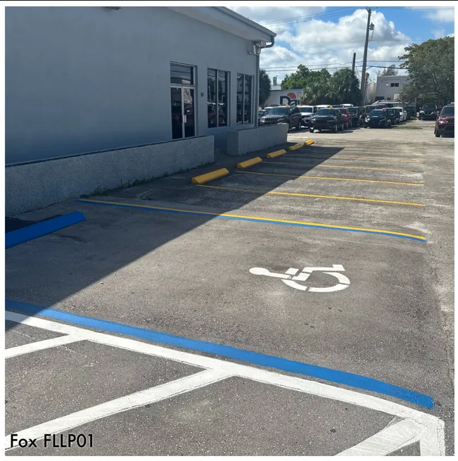 Fox Rent A Car Port Everglades Picture 2