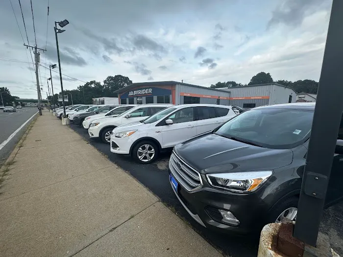 Vachon Car Rentals South Attleboro Picture 9