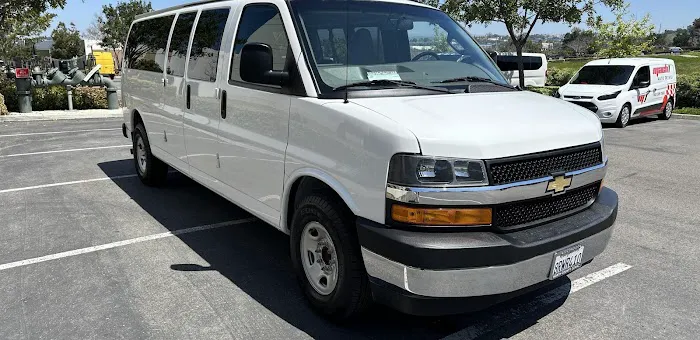 Vacation Vehicle Rentals Picture 7