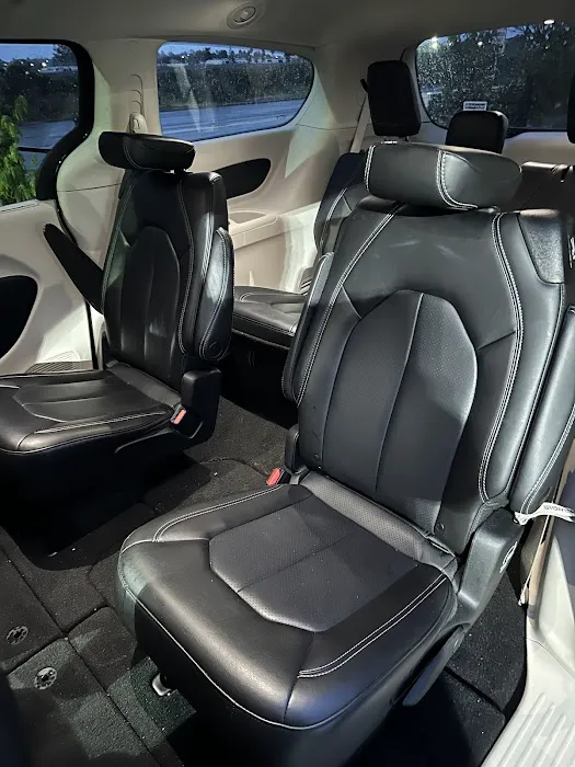 Enterprise Rent-A-Car Picture 3