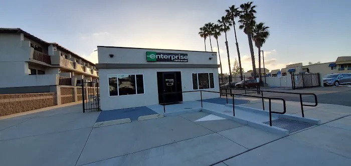 Enterprise Rent-A-Car Picture 2