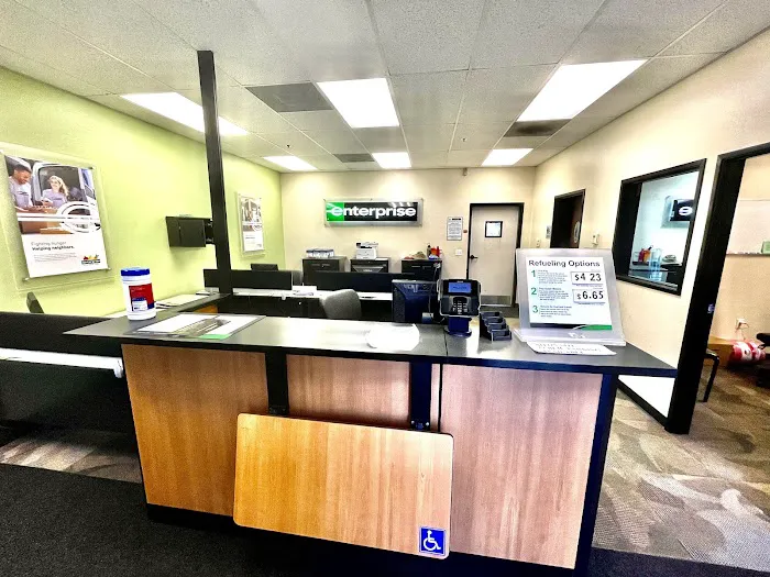 Enterprise Rent-A-Car Picture 6