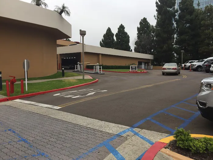 Hertz Car Rental - La Jolla - San Diego Marriott Picture 9