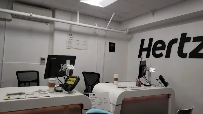 Hertz Car Rental - La Jolla - San Diego Marriott Picture 4