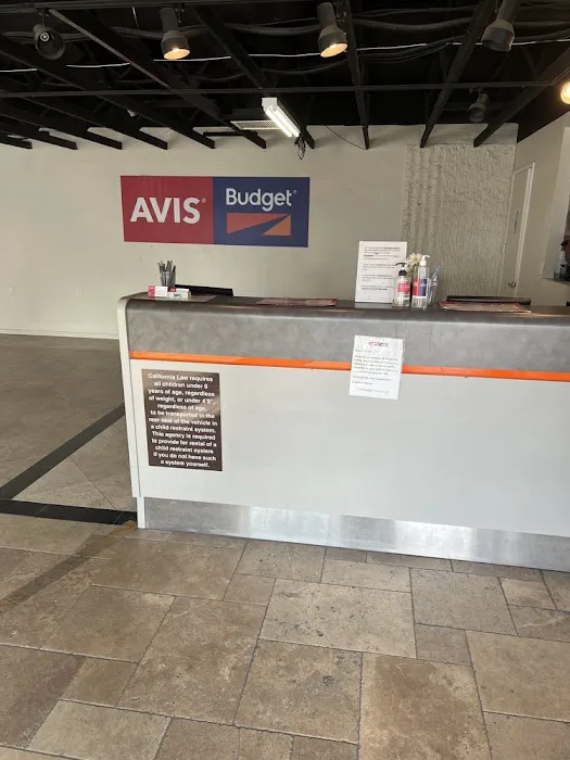 Avis Car Rental Picture 2