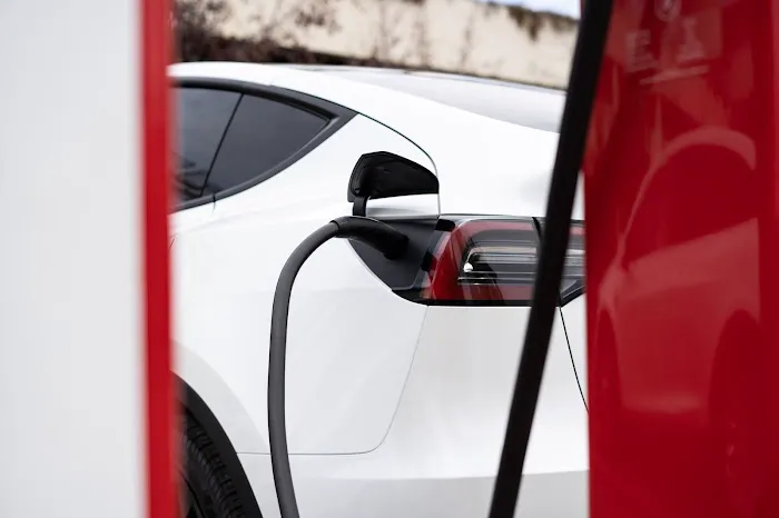 Pacific Ride Tesla Rentals Picture 3