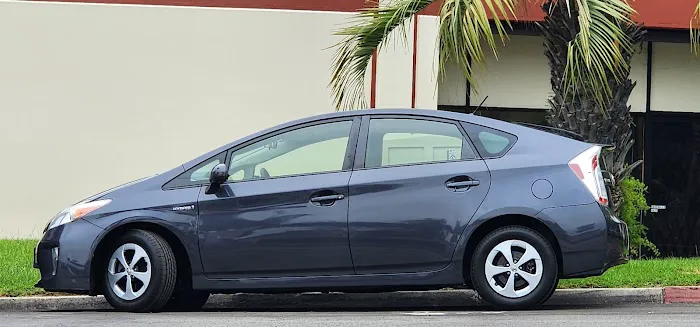 RENT A PRIUS Picture 6
