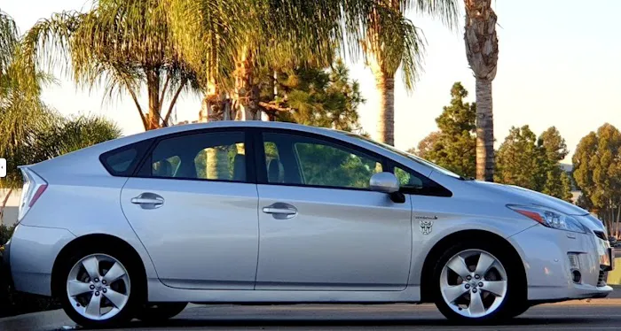 RENT A PRIUS Picture 5
